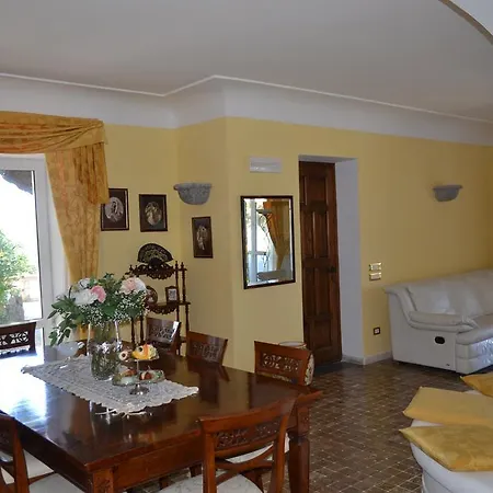 Jolanda Villa Forio di Ischia